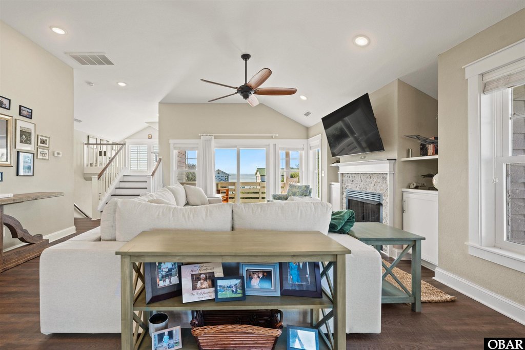 Kitty Hawk, North Carolina, 27949, United States, 4 Bedrooms Bedrooms, ,3.5 BathroomsBathrooms,Residential,Forsale,2004901