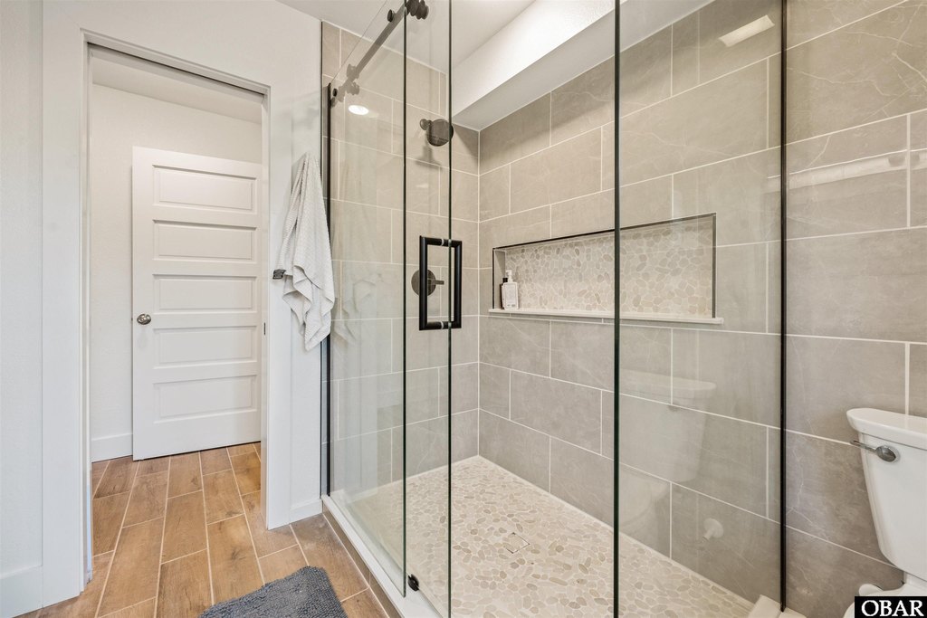 Kitty Hawk, North Carolina, 27949, United States, 4 Bedrooms Bedrooms, ,3.5 BathroomsBathrooms,Residential,Forsale,2004901