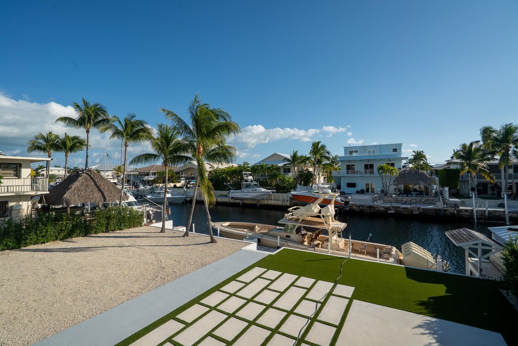 Key Largo, Florida, 33037, United States, 5 Bedrooms Bedrooms, ,3 BathroomsBathrooms,Residential,Forsale,2011098