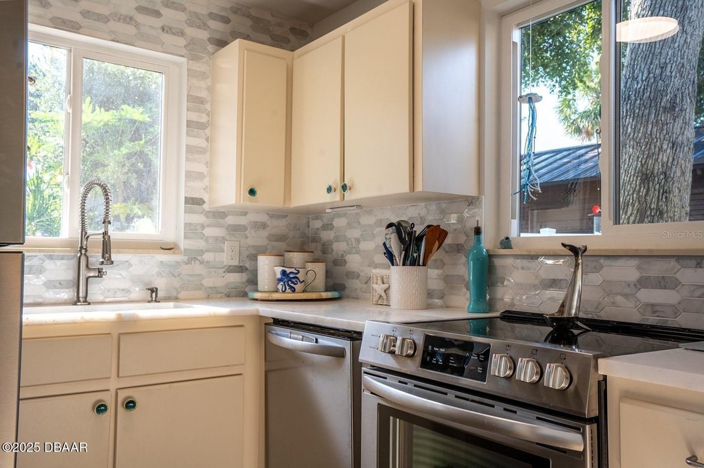 New Smyrna Beach, Florida, 32169, United States, 2 Bedrooms Bedrooms, ,2 BathroomsBathrooms,Residential,Forsale,2007412