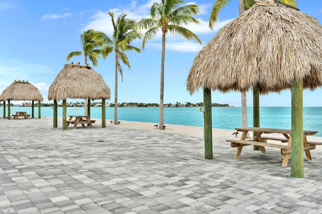 Marathon, Florida, 33050, United States, 1 Bedroom Bedrooms, ,2 BathroomsBathrooms,Residential,Forsale,2011108