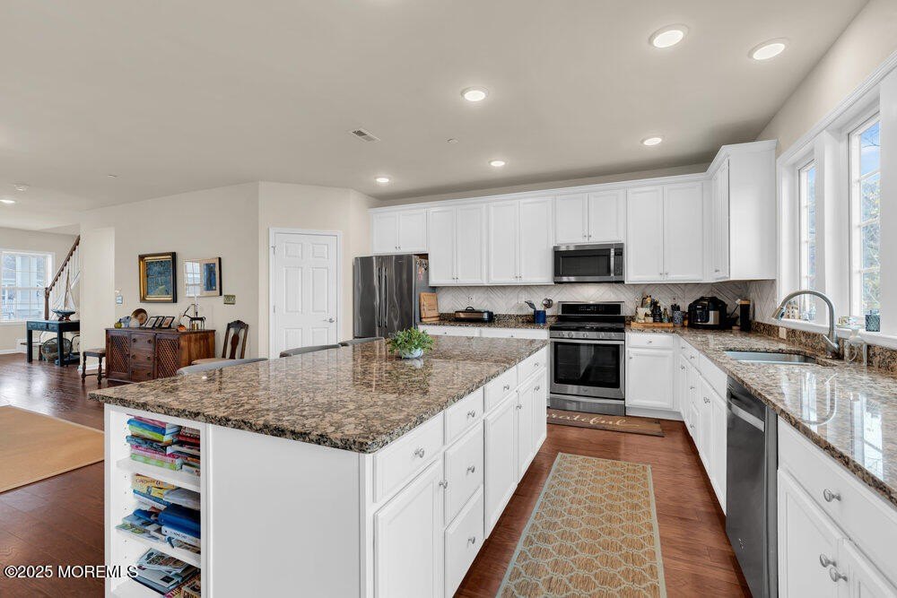 Highlands, New Jersey, 07732, United States, 3 Bedrooms Bedrooms, ,3.5 BathroomsBathrooms,Residential,Forsale,2004840