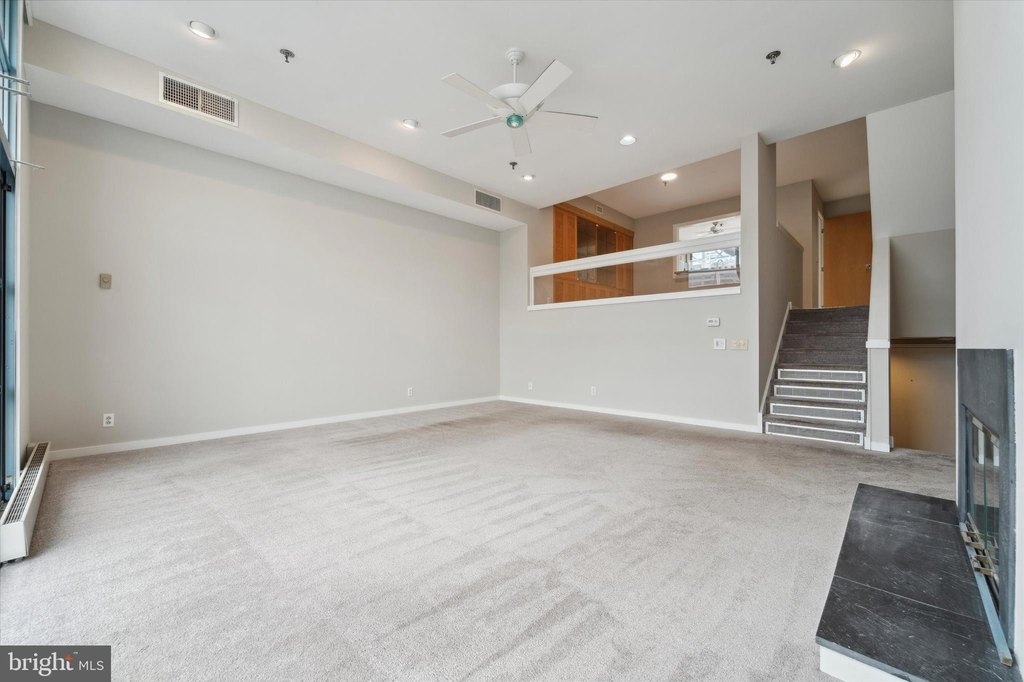 PHILADELPHIA, Pennsylvania, 19106, United States, 2 Bedrooms Bedrooms, ,2.5 BathroomsBathrooms,Residential,Forsale,2004202