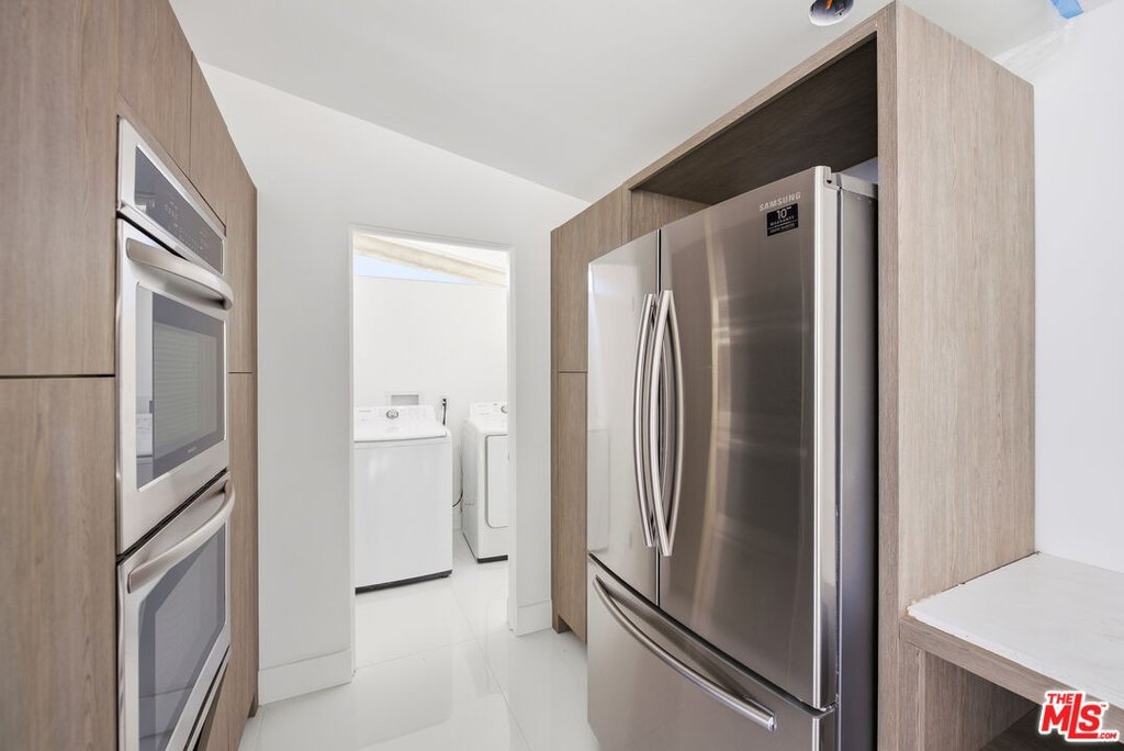 Malibu, California, 90265, United States, 4 Bedrooms Bedrooms, ,4 BathroomsBathrooms,Residential,Forsale,2009612