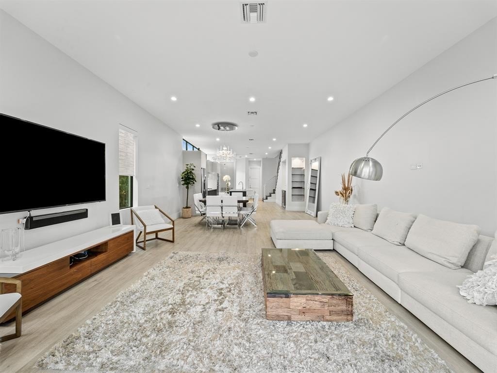 Fort Lauderdale, Florida, 33304, United States, 3 Bedrooms Bedrooms, ,3.5 BathroomsBathrooms,Residential,Forsale,2004487