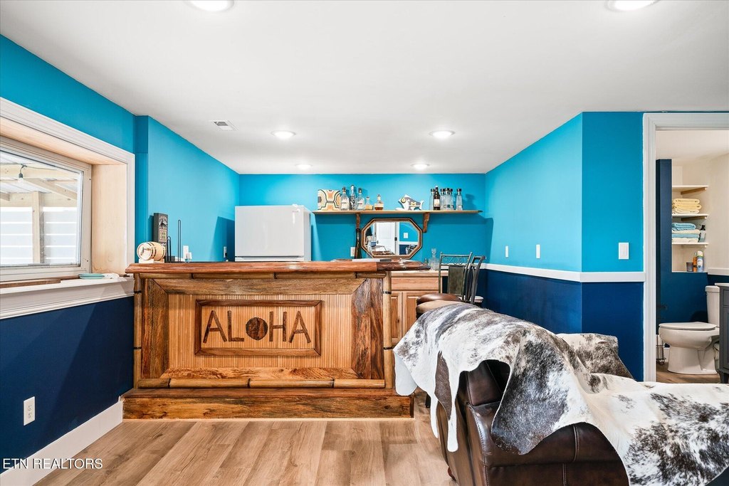 Crossville, Tennessee, 38572, United States, 3 Bedrooms Bedrooms, ,4.5 BathroomsBathrooms,Residential,Forsale,2010940