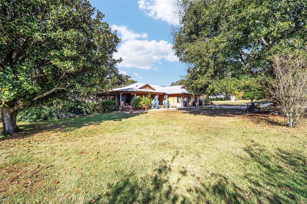 FRUITLAND PARK, Florida, 34731, United States, 2 Bedrooms Bedrooms, ,2 BathroomsBathrooms,Residential,Forsale,2004584