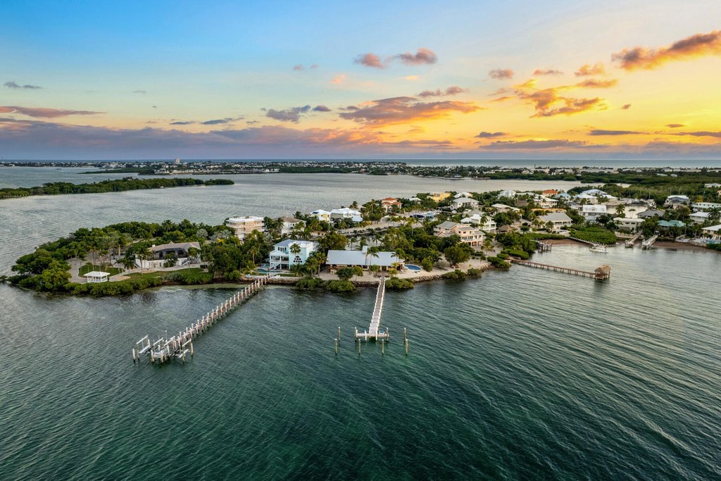 Marathon, Florida, 33050, United States, 3 Bedrooms Bedrooms, ,3 BathroomsBathrooms,Residential,Forsale,2011130