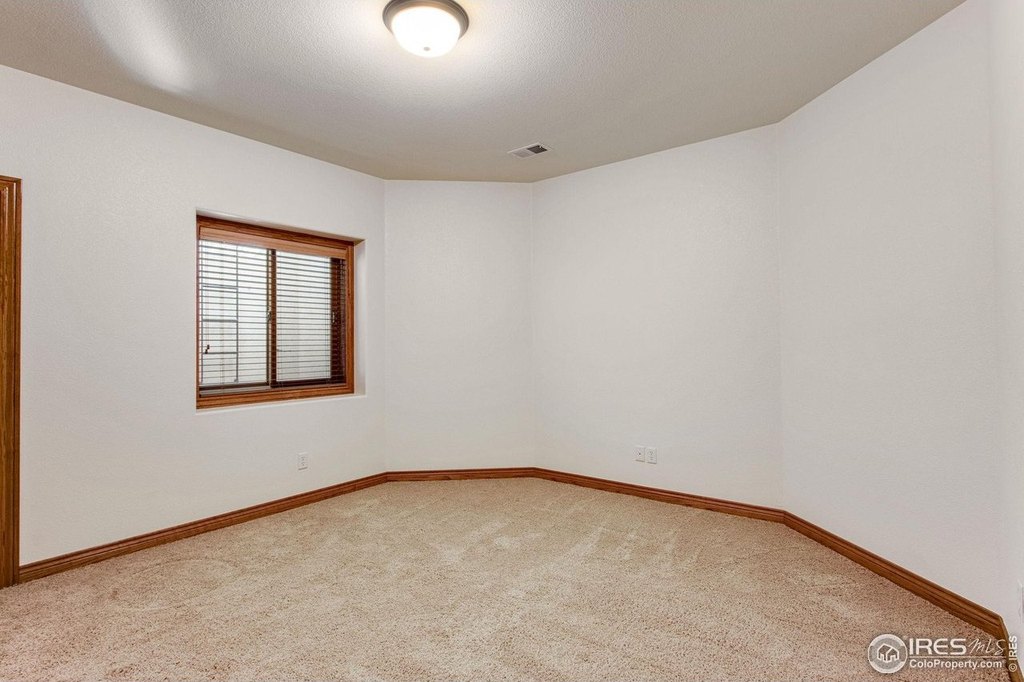 Severance, Colorado, 80610, United States, 5 Bedrooms Bedrooms, ,3.5 BathroomsBathrooms,Residential,Forsale,2004283