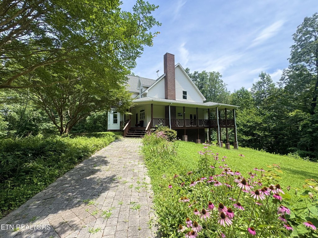 Kingston, Tennessee, 37763, United States, 4 Bedrooms Bedrooms, ,3.5 BathroomsBathrooms,Residential,Forsale,1893802 Kingston, Tennessee, 37763, United States, 4 Bedrooms Bedrooms, ,3.5 BathroomsBathrooms,Residential,Forsale,1893802