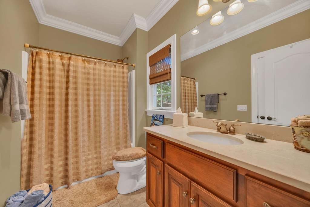 Rising Fawn, Georgia, 30738, United States, 3 Bedrooms Bedrooms, ,3.5 BathroomsBathrooms,Residential,Forsale,1963561