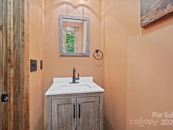 Leicester, North Carolina, 28748, United States, 3 Bedrooms Bedrooms, ,2 BathroomsBathrooms,Residential,Forsale,2004307