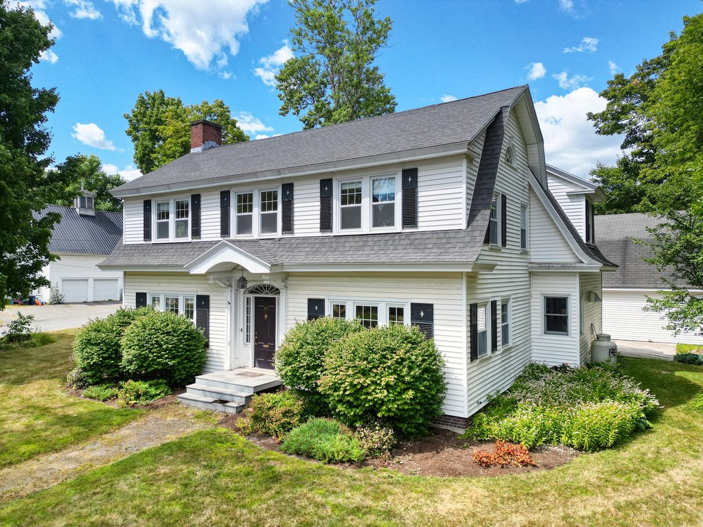 Pittsfield, Maine, 04967, United States, 4 Bedrooms Bedrooms, ,2.5 BathroomsBathrooms,Residential,Forsale,2004043