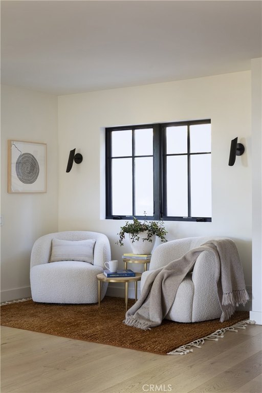 Lake Arrowhead, California, 92352, United States, 5 Bedrooms Bedrooms, ,5 BathroomsBathrooms,Residential,Forsale,2004865