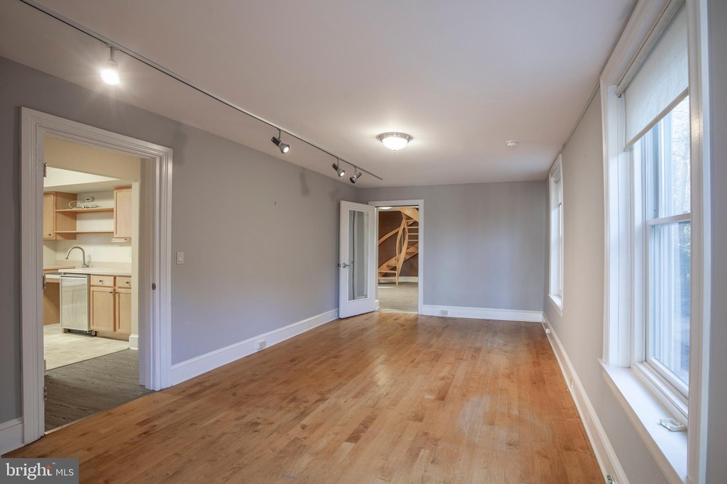 DOYLESTOWN, Pennsylvania, 18901, United States, ,Residential,Forsale,2004535