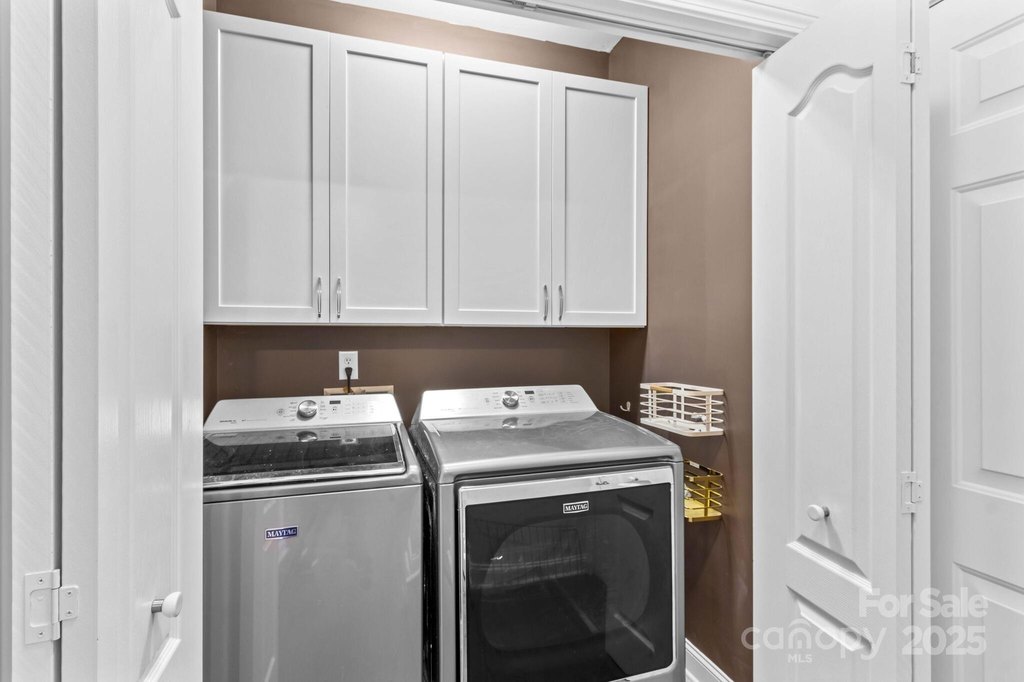 Salisbury, North Carolina, 28147, United States, 3 Bedrooms Bedrooms, ,3.5 BathroomsBathrooms,Residential,Forsale,1953173