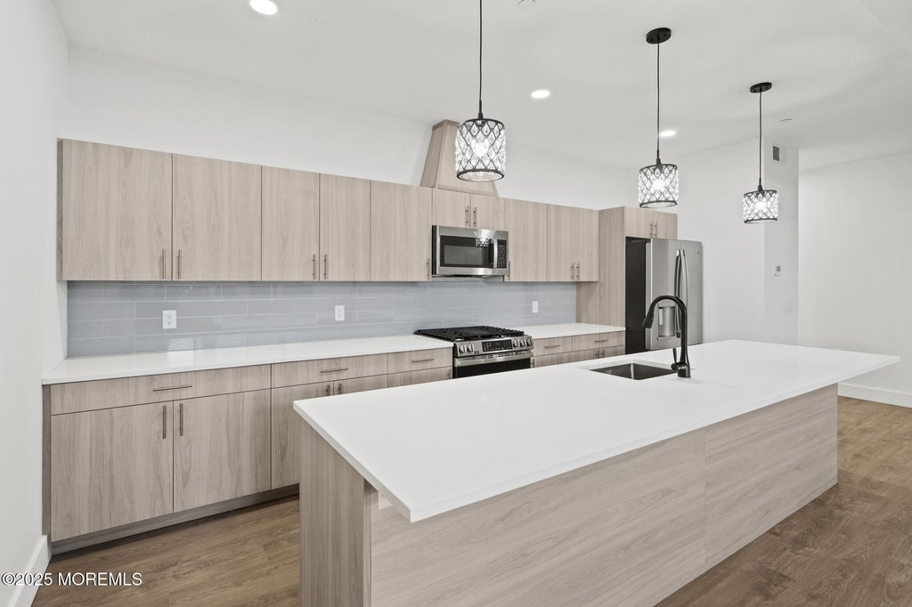 Seaside Heights, New Jersey, 08751, United States, 3 Bedrooms Bedrooms, ,2 BathroomsBathrooms,Residential,Forsale,1984570