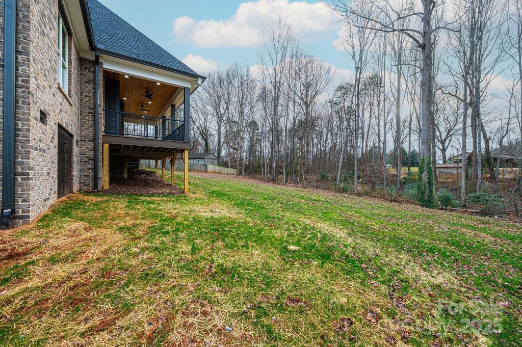 Hickory, North Carolina, 28601, United States, 4 Bedrooms Bedrooms, ,3 BathroomsBathrooms,Residential,Forsale,2007717