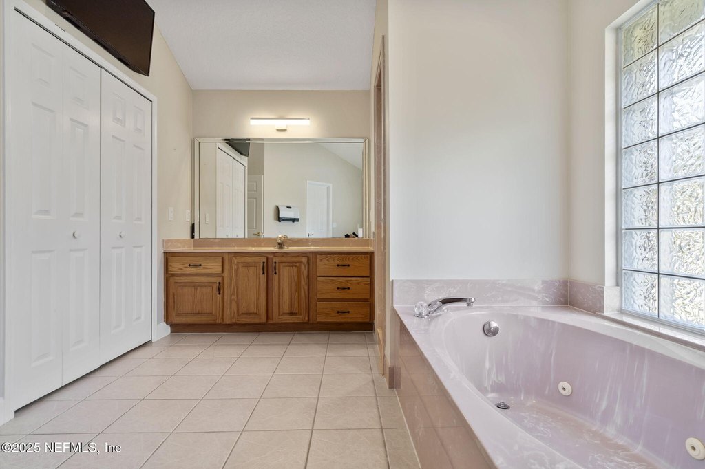 Green Cove Springs, Florida, 32043, United States, 3 Bedrooms Bedrooms, ,2 BathroomsBathrooms,Residential,Forsale,2004877