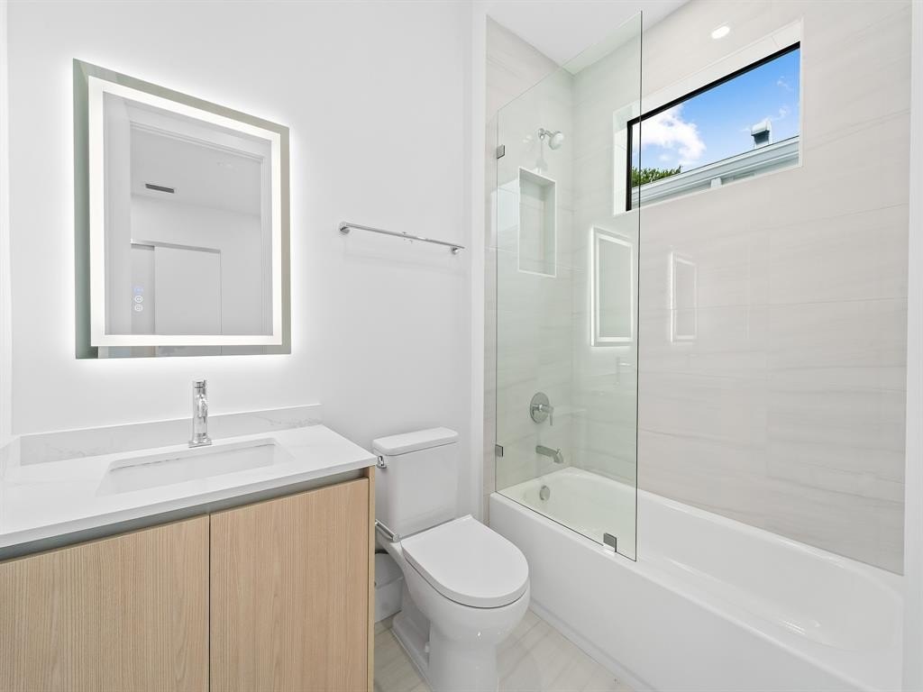 Fort Lauderdale, Florida, 33316, United States, 4 Bedrooms Bedrooms, ,4 BathroomsBathrooms,Residential,Forsale,2004484