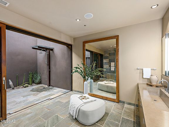 Tucson, Arizona, 85739, United States, 2 Bedrooms Bedrooms, ,3 BathroomsBathrooms,Residential,Forsale,2004442