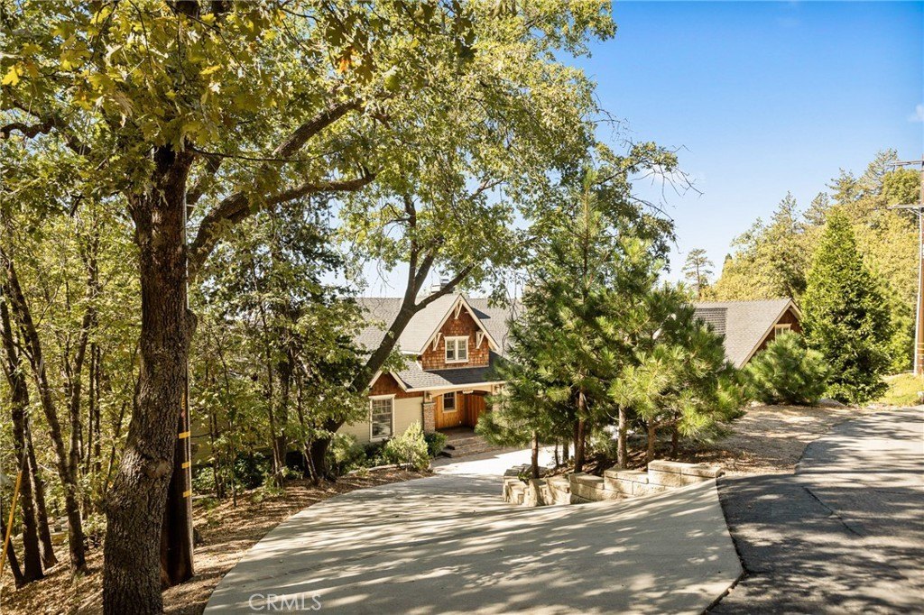 Running Springs, California, 92382, United States, 2 Bedrooms Bedrooms, ,3 BathroomsBathrooms,Residential,Forsale,2013206