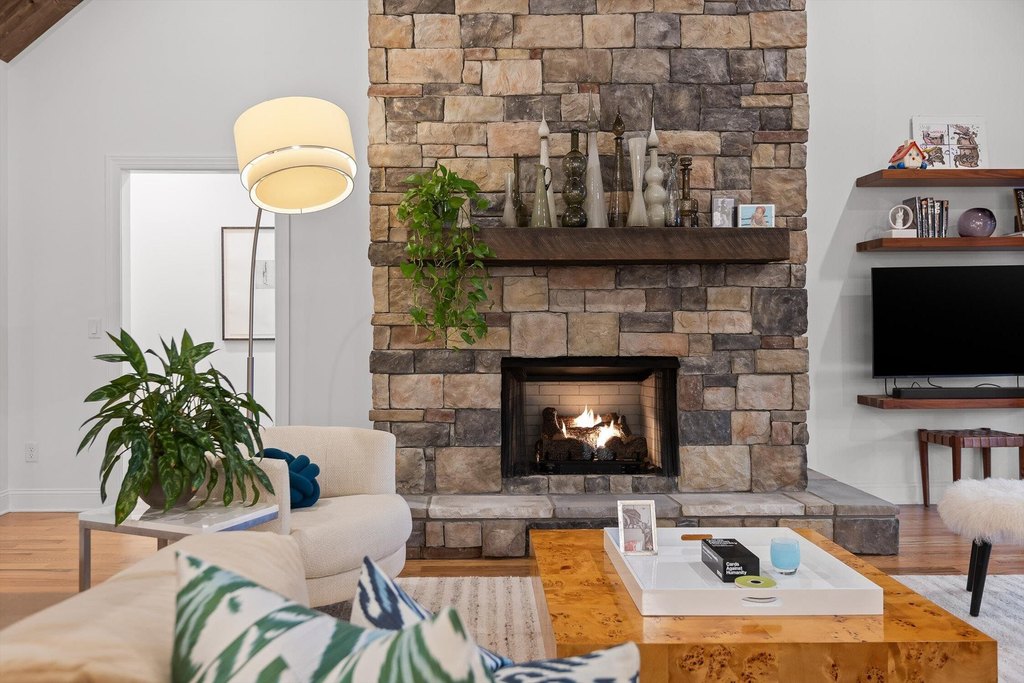 Ooltewah, Tennessee, 37363, United States, 4 Bedrooms Bedrooms, ,3.5 BathroomsBathrooms,Residential,Forsale,2009569