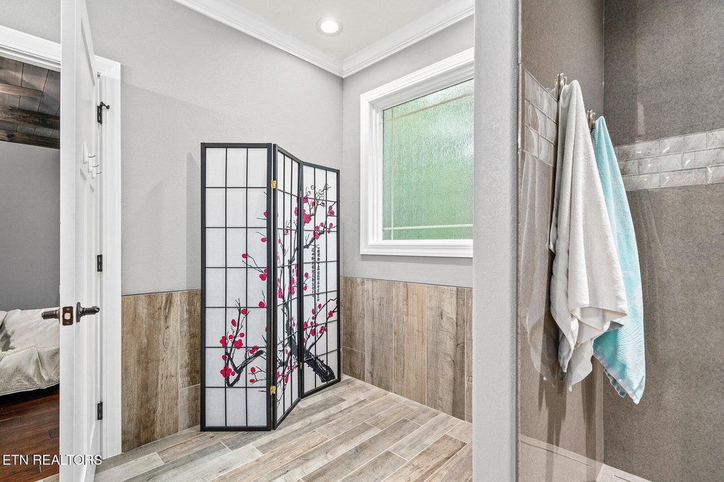 Crossville, Tennessee, 38558, United States, 3 Bedrooms Bedrooms, ,2.5 BathroomsBathrooms,Residential,Forsale,1907856