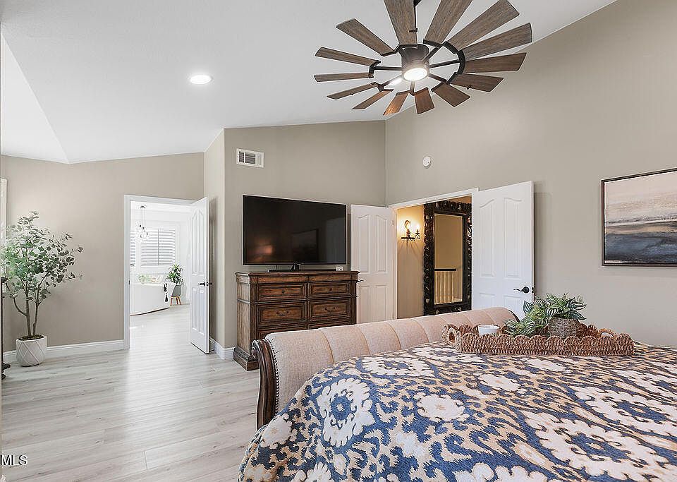 Camarillo, California, 93012, United States, 3 Bedrooms Bedrooms, ,3 BathroomsBathrooms,Residential,Forsale,2004528