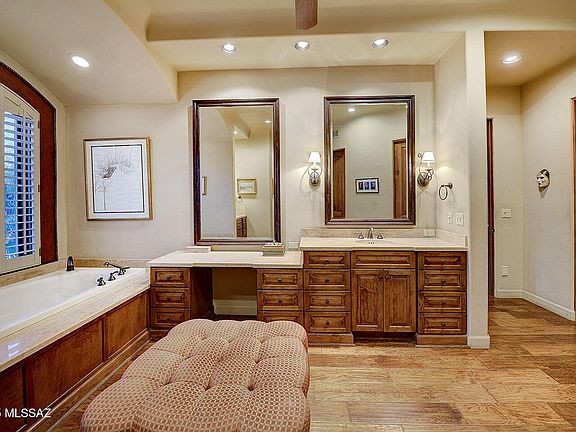 Tucson, Arizona, 85718, United States, 3 Bedrooms Bedrooms, ,3.5 BathroomsBathrooms,Residential,Forsale,1893861