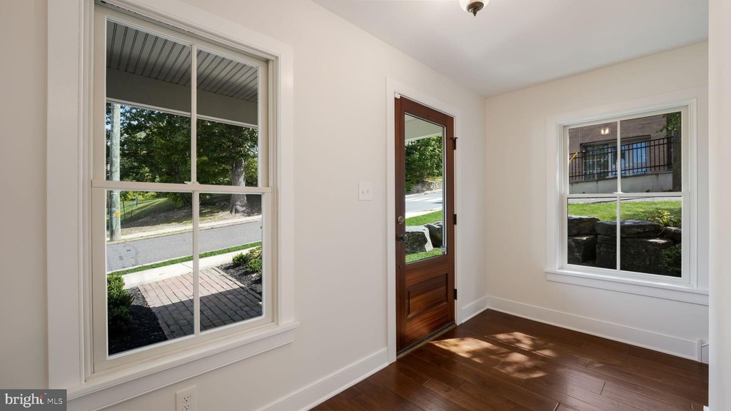 DOYLESTOWN, Pennsylvania, 18901, United States, 2 Bedrooms Bedrooms, ,2.5 BathroomsBathrooms,Residential,Forsale,1952873