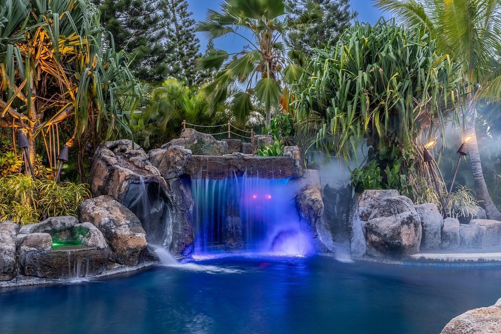 Lahaina, Hawaii, 96761, United States, 3 Bedrooms Bedrooms, ,3.5 BathroomsBathrooms,Residential,Forsale,2004557