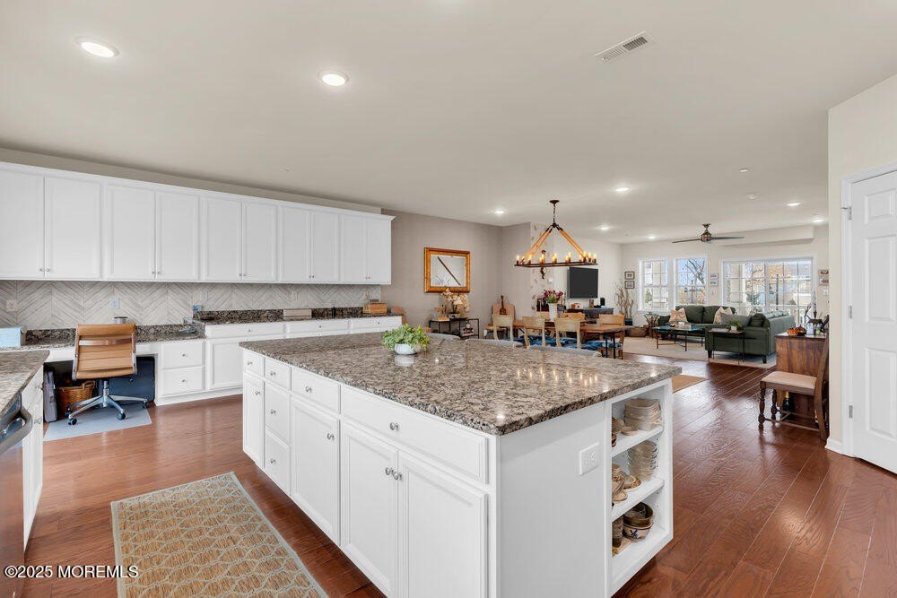 Highlands, New Jersey, 07732, United States, 3 Bedrooms Bedrooms, ,3.5 BathroomsBathrooms,Residential,Forsale,2004841