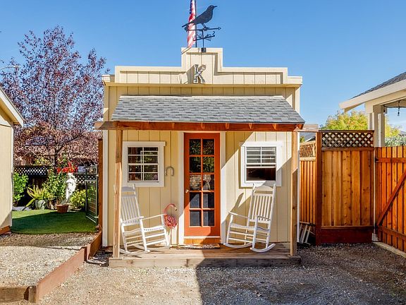 Cloverdale, California, 95425, United States, 2 Bedrooms Bedrooms, ,2 BathroomsBathrooms,Residential,Forsale,2004747