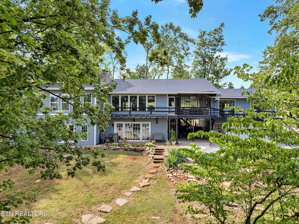 Knoxville, Tennessee, 37920, United States, 3 Bedrooms Bedrooms, ,5.5 BathroomsBathrooms,Residential,Forsale,1959681