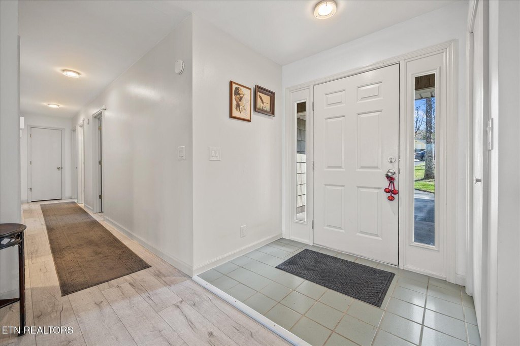 Crossville, Tennessee, 38558, United States, 3 Bedrooms Bedrooms, ,2 BathroomsBathrooms,Residential,Forsale,1907879