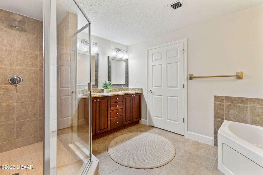 Daytona Beach Shores, Florida, 32118, United States, 3 Bedrooms Bedrooms, ,3 BathroomsBathrooms,Residential,Forsale,1964566