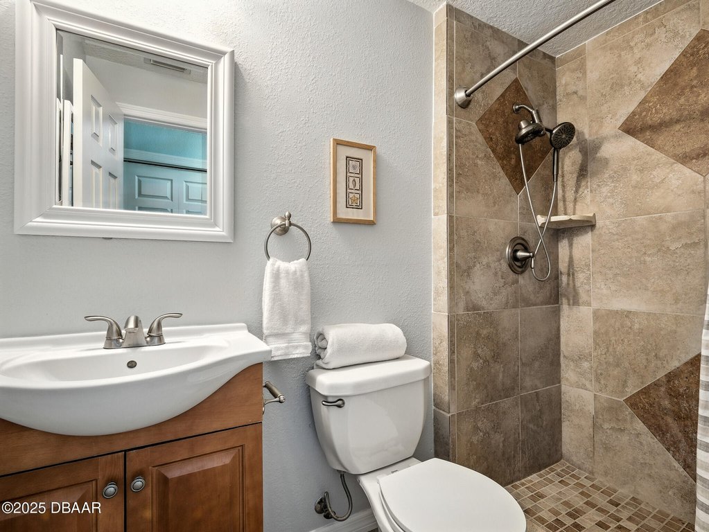 New Smyrna Beach, Florida, 32169, United States, 3 Bedrooms Bedrooms, ,2 BathroomsBathrooms,Residential,Forsale,2002820