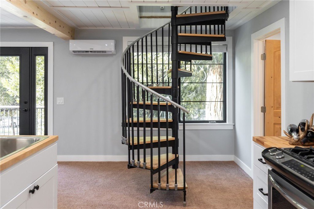 Idyllwild, California, 92549, United States, 3 Bedrooms Bedrooms, ,2 BathroomsBathrooms,Residential,Forsale,2007691