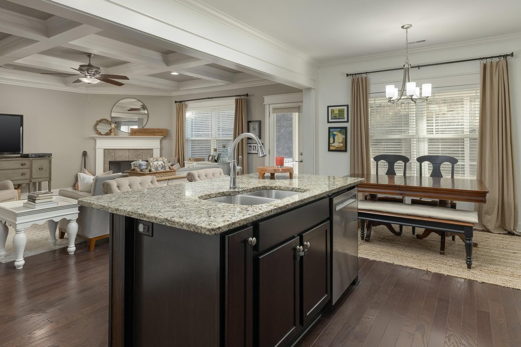 Hixson, Tennessee, 37343, United States, 4 Bedrooms Bedrooms, ,3 BathroomsBathrooms,Residential,Forsale,2009575