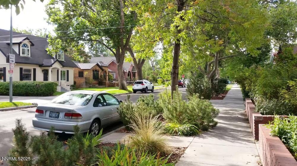 Reno, Nevada, 89509, United States, 3 Bedrooms Bedrooms, ,2 BathroomsBathrooms,Residential,Forsale,2012833