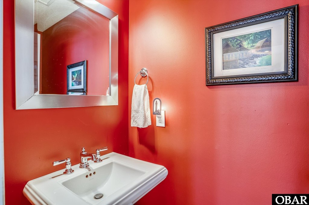 Duck, North Carolina, 27949, United States, 5 Bedrooms Bedrooms, ,5.5 BathroomsBathrooms,Residential,Forsale,2010256