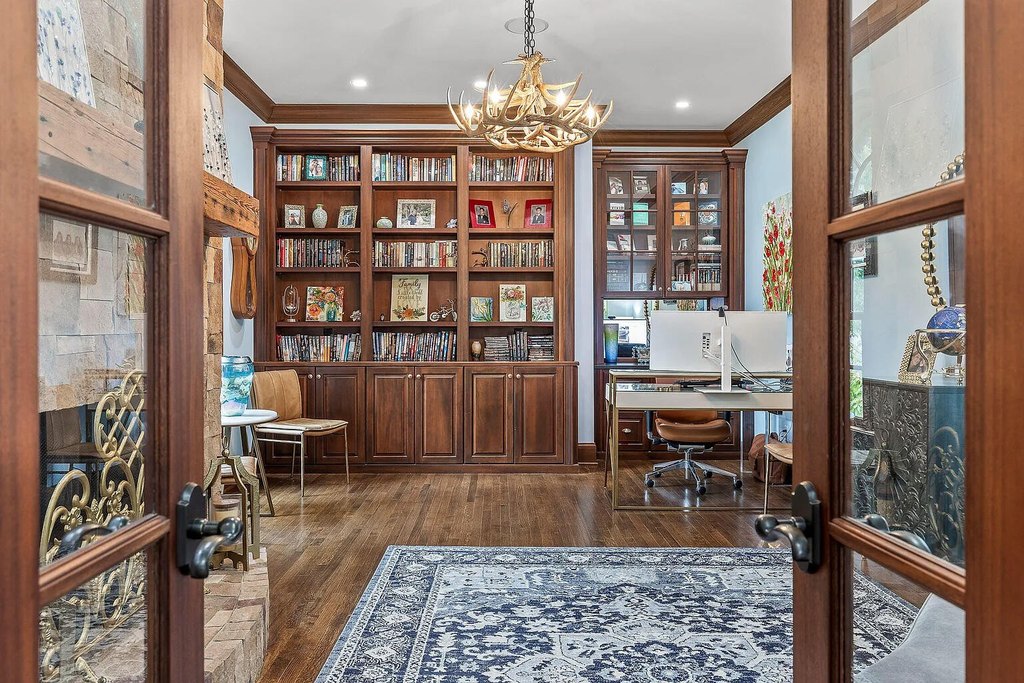 Signal Mountain, Tennessee, 37377, United States, 6 Bedrooms Bedrooms, ,6.5 BathroomsBathrooms,Residential,Forsale,1922158