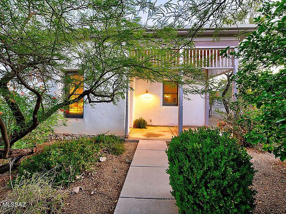 Tucson, Arizona, 85701, United States, 2 Bedrooms Bedrooms, ,3 BathroomsBathrooms,Residential,Forsale,1963517