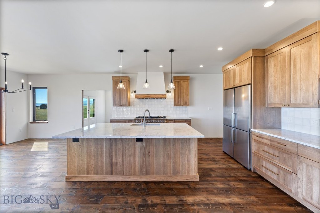 Ennis, Montana, 59729, United States, 4 Bedrooms Bedrooms, ,4.5 BathroomsBathrooms,Residential,Forsale,1986960