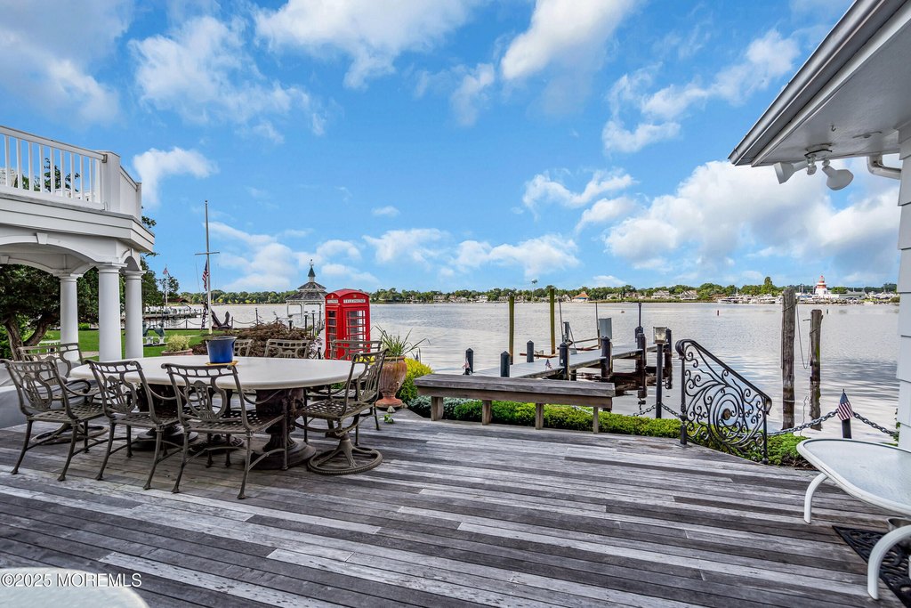 Toms River, New Jersey, 08753, United States, 5 Bedrooms Bedrooms, ,5.5 BathroomsBathrooms,Residential,Forsale,1954064