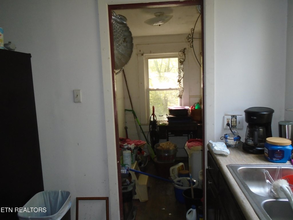 Friendsville, Tennessee, 37737, United States, 3 Bedrooms Bedrooms, ,2 BathroomsBathrooms,Residential,Forsale,1973588