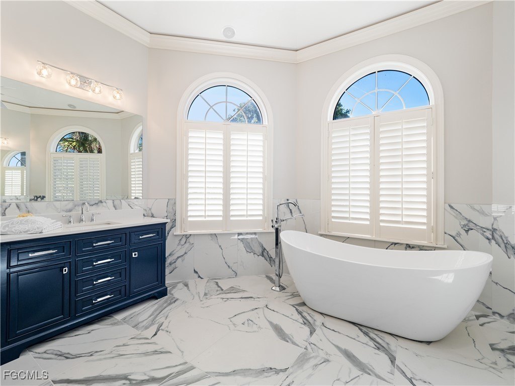 Sanibel, Florida, 33957, United States, 4 Bedrooms Bedrooms, ,4 BathroomsBathrooms,Residential,Forsale,1971942