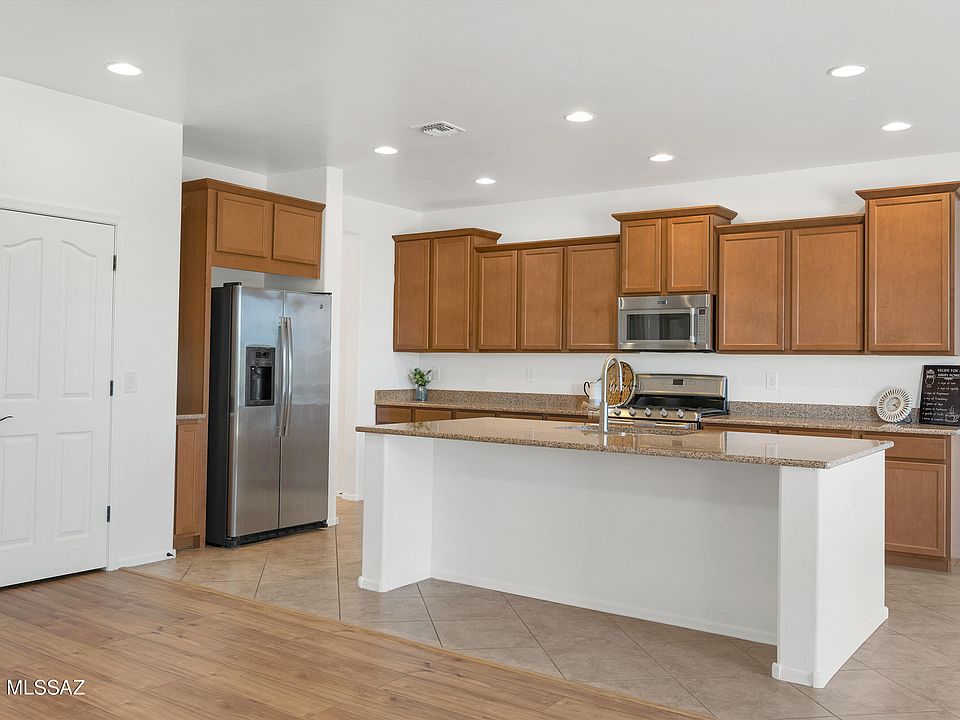 Oro Valley, Arizona, 85742, United States, 4 Bedrooms Bedrooms, ,3 BathroomsBathrooms,Residential,Forsale,1963530