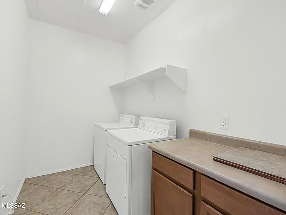 Oro Valley, Arizona, 85742, United States, 4 Bedrooms Bedrooms, ,3 BathroomsBathrooms,Residential,Forsale,1963530